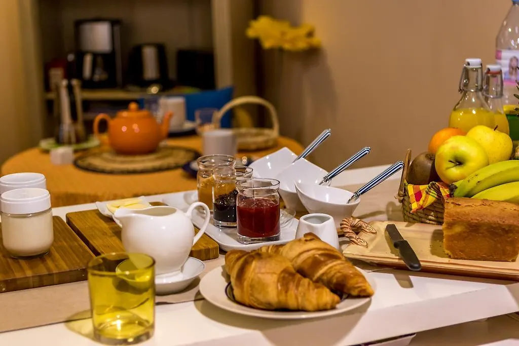Les Chambres de Jeannette Marseille 2*,  France